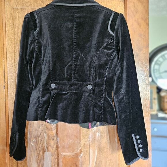WHBM Black Faux Velvet Tuxedo Jacket Size 6 | Elegant Blazer Evening Wear - Picture 2 of 8